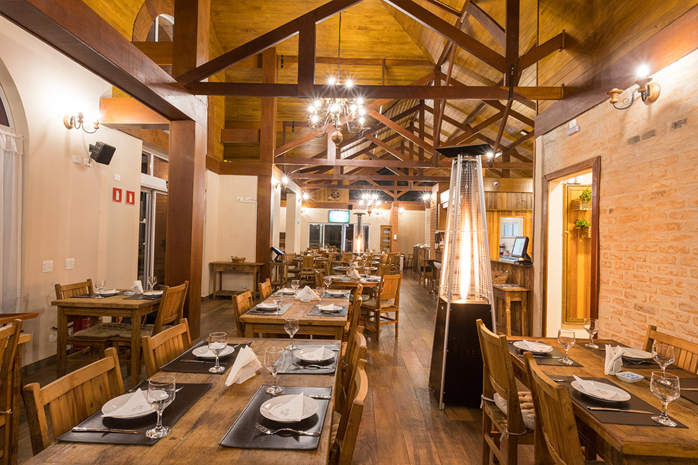 Santa Collina Restaurante e Fondue em Campos do Jordão